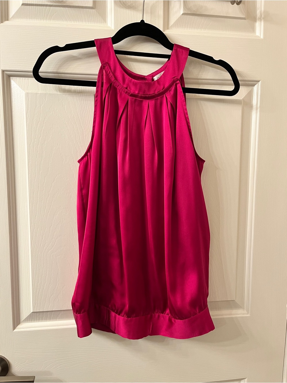 Calvin Klein Women's Hot Pink Sleeveless Pleated Shell Top
